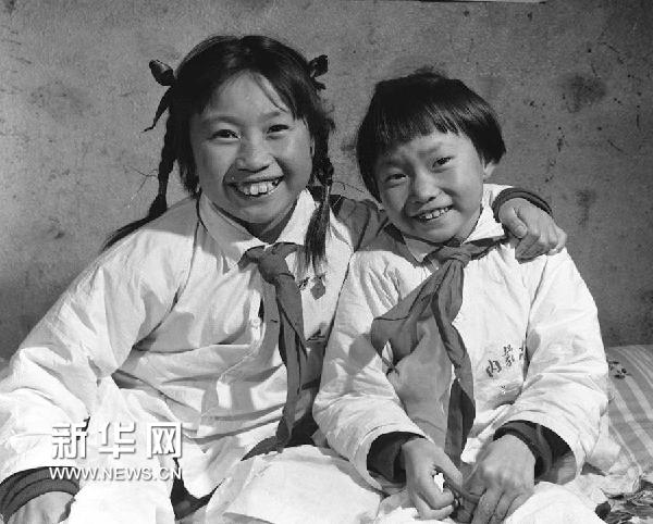 （图文互动·家国梦想·时代英雄谱）（7）致敬六十年代英雄人物：“自己活着是为了使别人更美好”